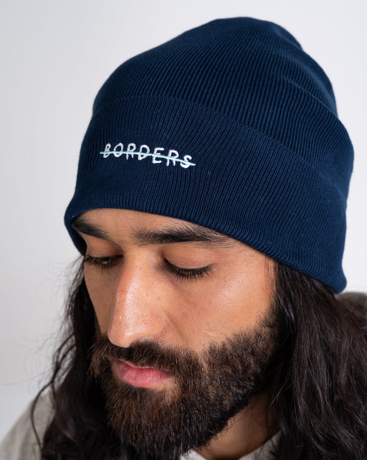 Beanie «Borders» Marine: Porträt