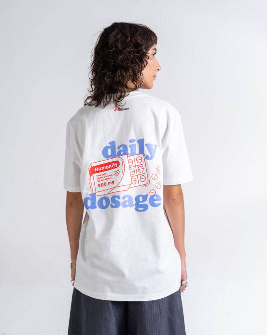 T-Shirt «Daily Dosage» Naturweiß, Rückseite, am Model getragen