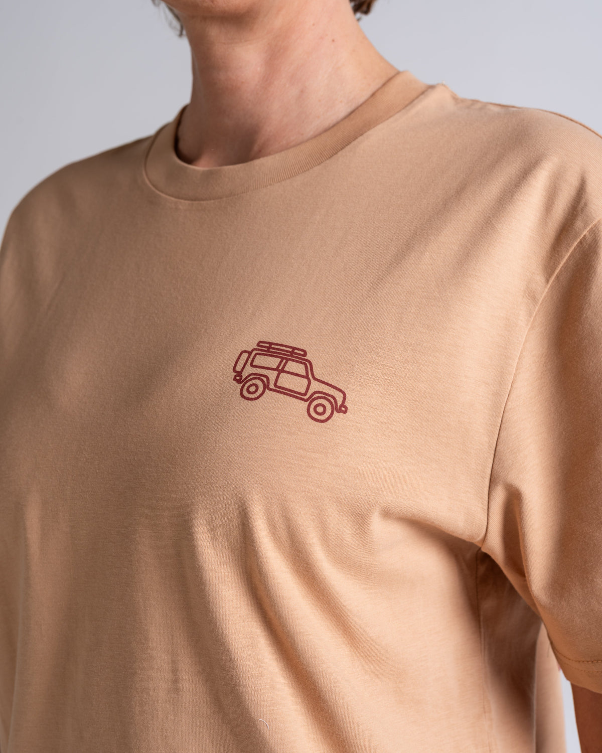 T-Shirt «Unterwegs» Latte: Detail des Motivs