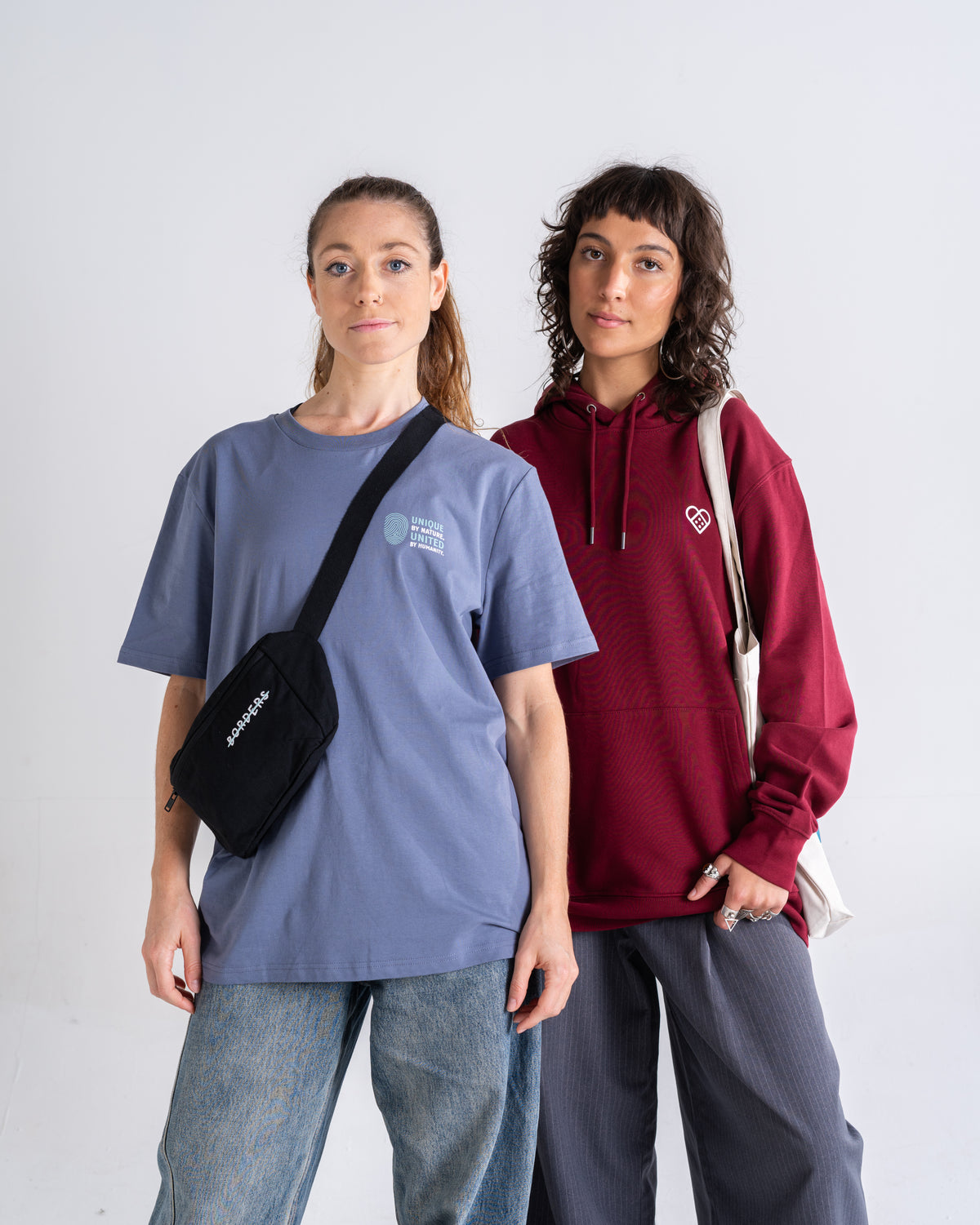 T-Shirt «Unique by nature» Blaugrau im Duo getragen